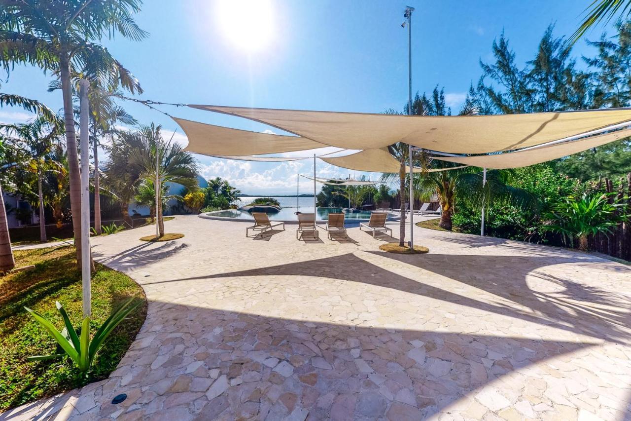 Dolphin @ Swan Villas Майя-Бич Экстерьер фото
