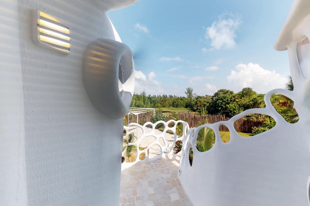 Dolphin @ Swan Villas Майя-Бич Экстерьер фото